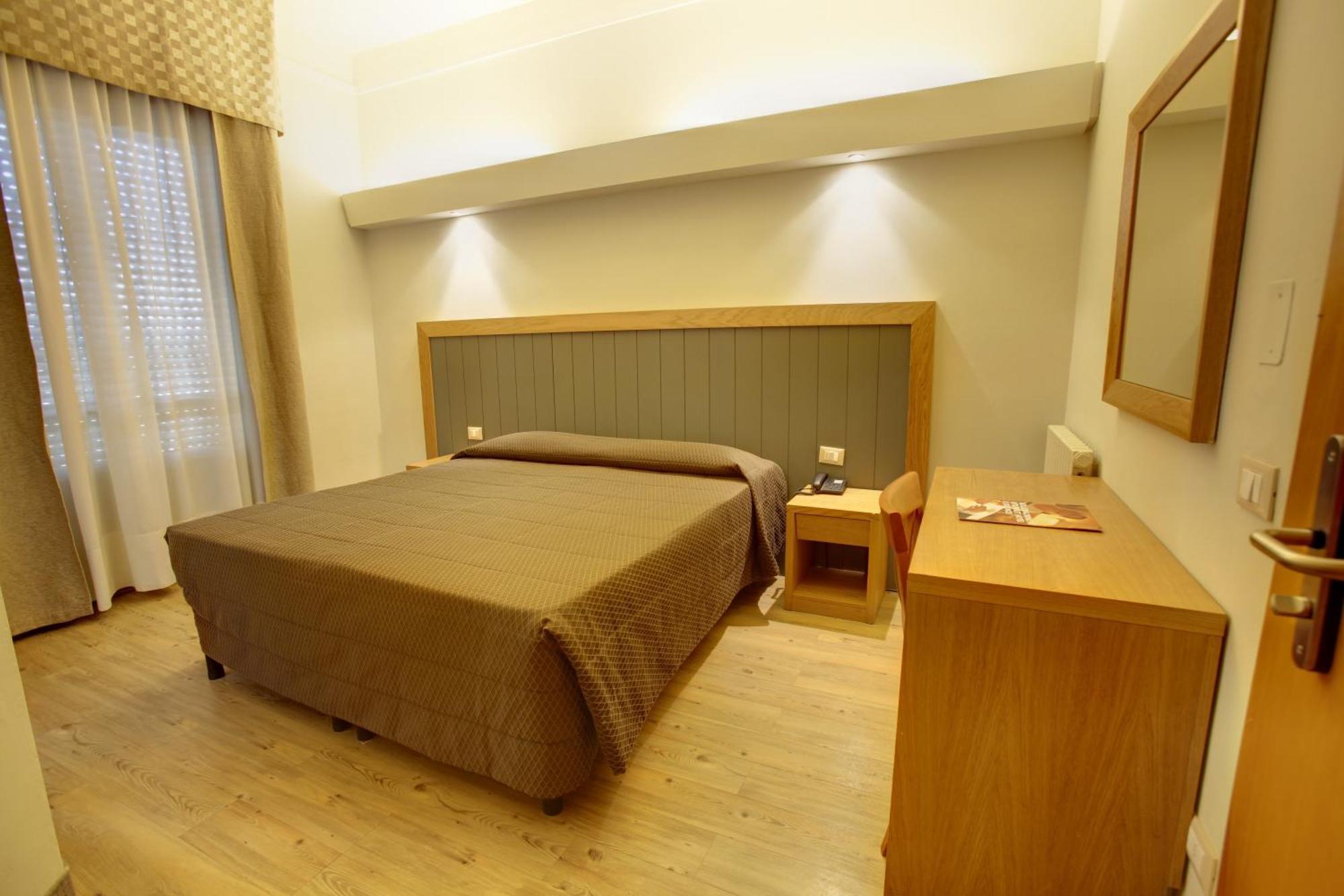 Hotel Delle Nazioni Florence Ngoại thất bức ảnh
